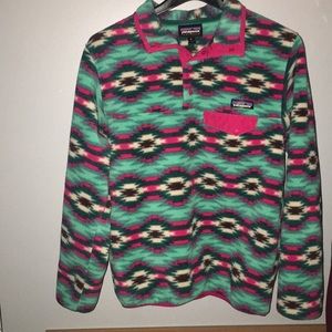 Women’s Patagonia pullover